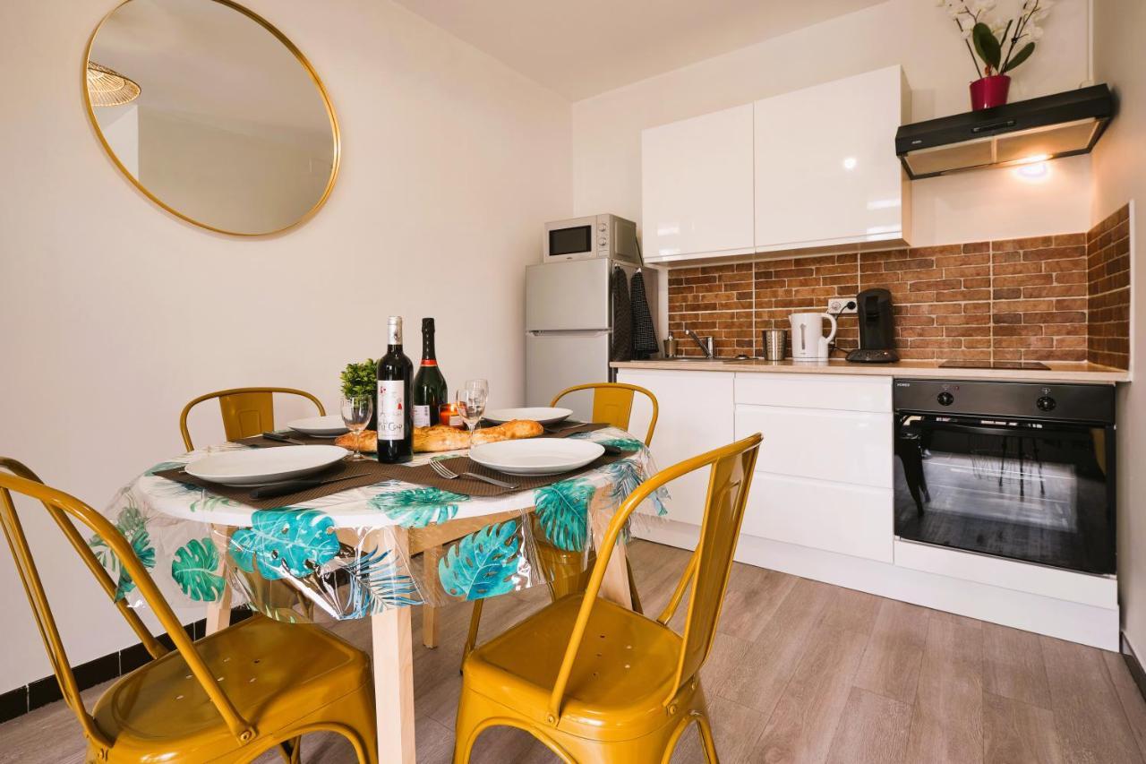 Apartamento Confort ! Climatisation, Centre-ville, Parking, Terrasse, Wifi, Netflix Carcasona