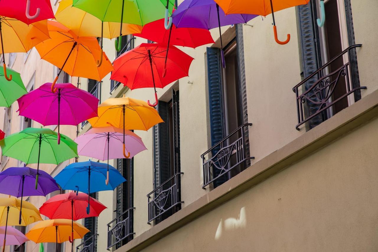Apartment Confort ! Climatisation, Centre-ville, Parking, Terrasse, Wifi, Netflix Carcassonne