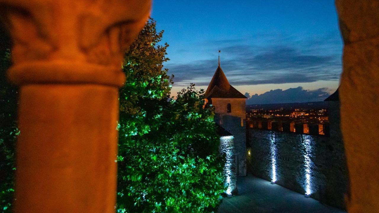 Confort ! Climatisation, Centre-ville, Parking, Terrasse, Wifi, Netflix Apartamento *